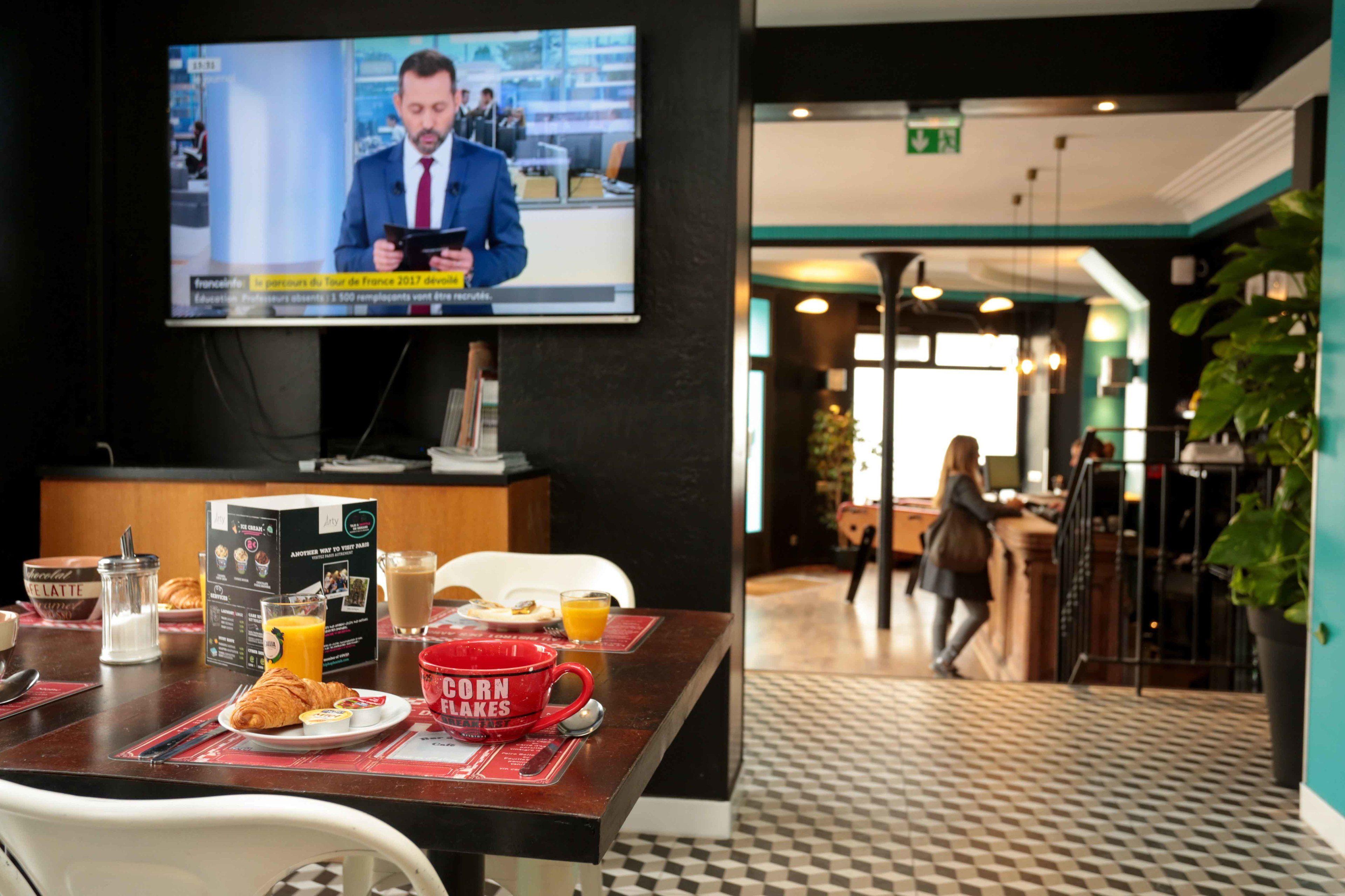 Hostel Arty Porte De Versailles By River